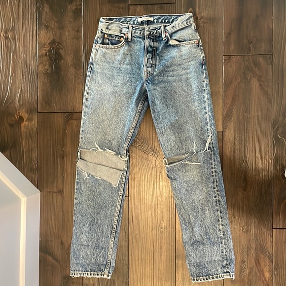 Grlfrnd distressed denim size 25 only worn a couple of times. - Picture 1 of 2